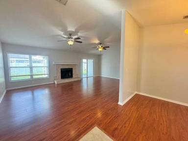 Main picture of 3429 Fox Ridge St