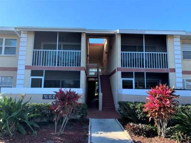 Main picture of 1537 SE Royal Green Cir