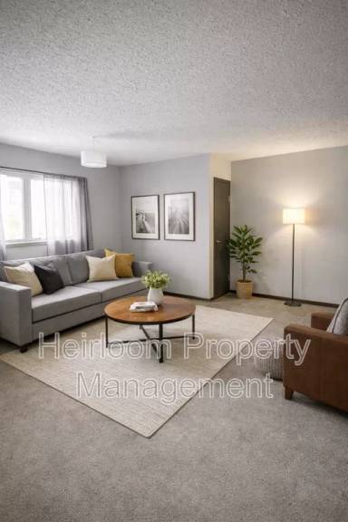 Main picture of 102 10th St
