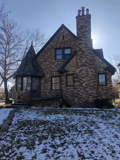 Main picture of 944 Elliott St SE