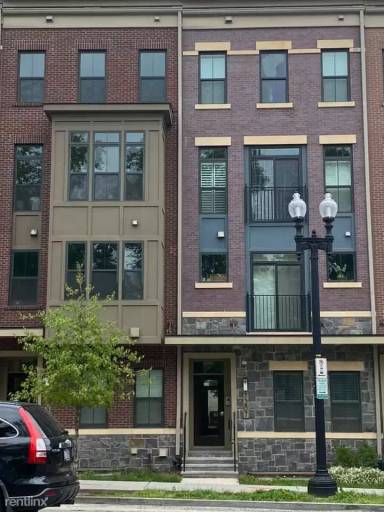 Main picture of 7207 Georgia Ave NW