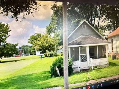 Main picture of 504 W 9th St