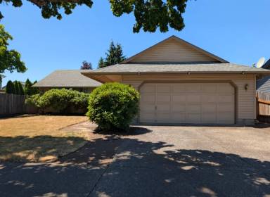 Main picture of 2550 Cubit St