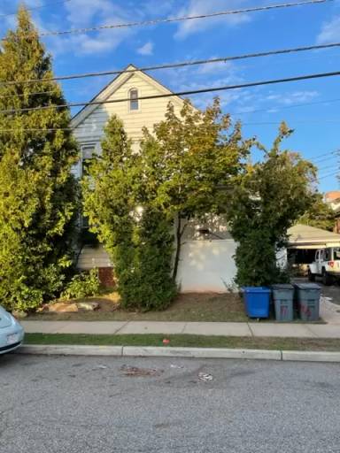 Main picture of 71 Sicard St