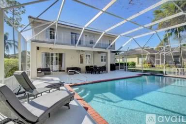 Main picture of 612 Cypress Green Cir