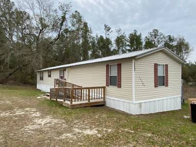Main picture of 17909 16th St