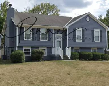 Main picture of 513 SW Bonanza Dr