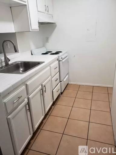 Main picture of 4737 Artesia Blvd