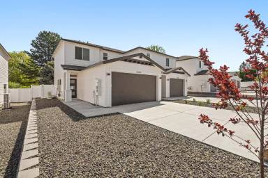 Main picture of 1119 S Underwood Pl