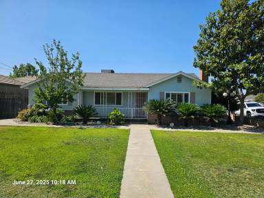 Main picture of 871 E Merritt Ave