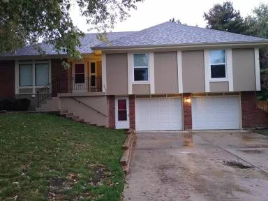 Main picture of 3955 SW Ensign Dr