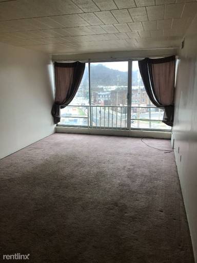 Main picture of 300 4th St