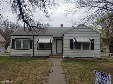 Main picture of 1002 N Terrace Dr