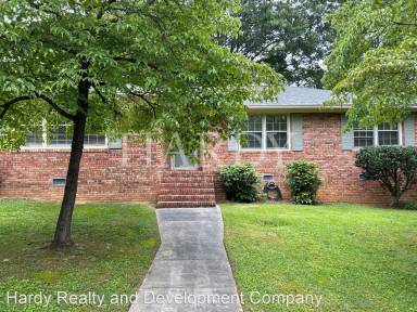 Main picture of 140 Malone Dr NW