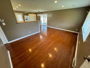 Main picture of 3040 Rightmire Blvd