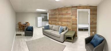 Main picture of 102 Mill St