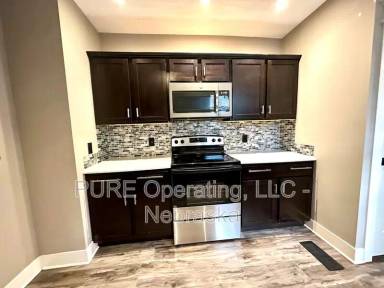 Main picture of 2814 N 204th St