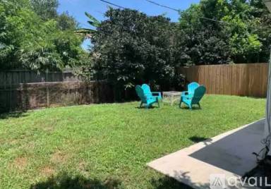Main picture of 103 SW 10th Ave