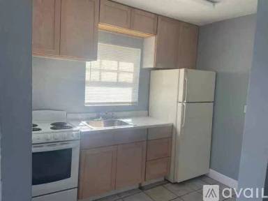 Main picture of 3020 NW 2nd St