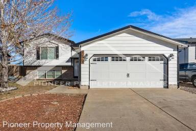 Main picture of 16967 Blue Mist Cir