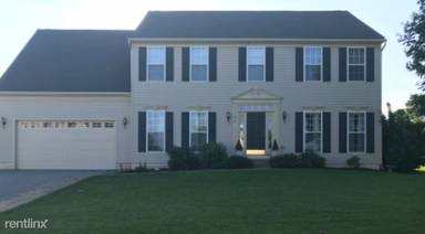 Main picture of 6467 Lauren Ln