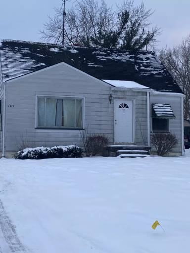Main picture of 2029 Lynn Ave