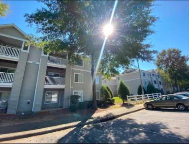 Main picture of 1230 University Ct