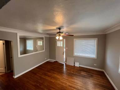 Main picture of 4865 Knox Ct