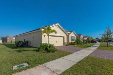 Main picture of 10571 SW Toren Way