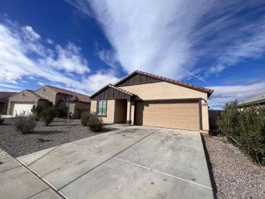 Main picture of 769 S Silvercreek Ln