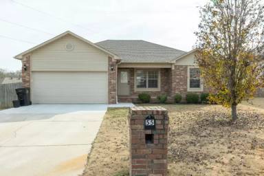Main picture of 55 Bryson Dr