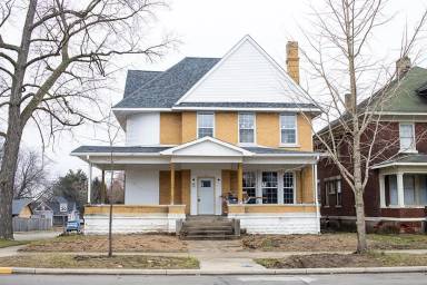 Main picture of 1000 S 7th St