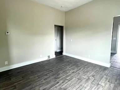 Main picture of 2912 Mason St