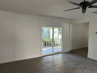 Main picture of 2100 NW 4th Ave
