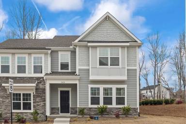 Main picture of 1400 Latham Garden Dr