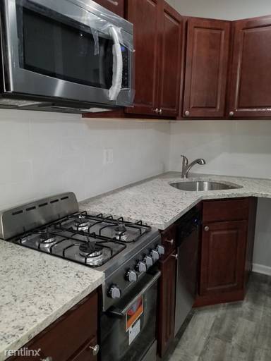 Main picture of 4070 N Kenmore Ave