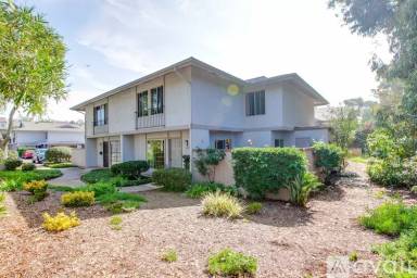 Main picture of 9556 Easter Way