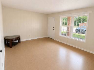 Main picture of 205 Daniel St