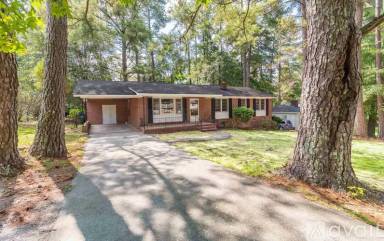 Main picture of 3552 Lakeland Dr