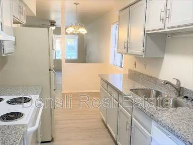 Main picture of 456 E 8th Ave