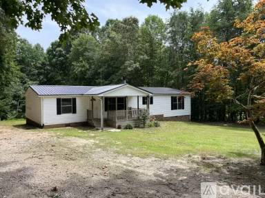 Main picture of 877 Neal Davis Rd