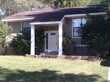 Main picture of 3102 Delia Ln NW