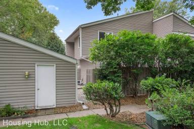 Main picture of 9122 Neill Lake Rd