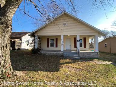 Main picture of 2610 N Kellett Ave