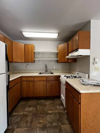 Main picture of 2913 Highland Ct
