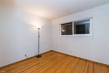 Main picture of 905 San Pierre Way