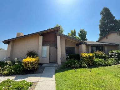 Main picture of 3578 Coconut Way