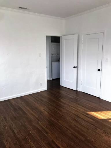 Main picture of 1510 Meadowbrook Ave