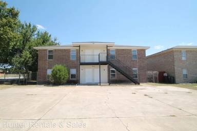 Main picture of 2018 Cedarhill Dr