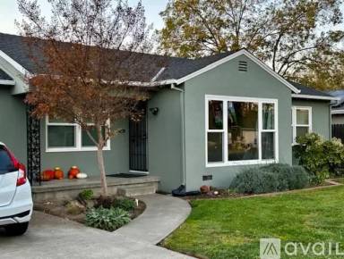 Main picture of 1220 Eunice Dr
